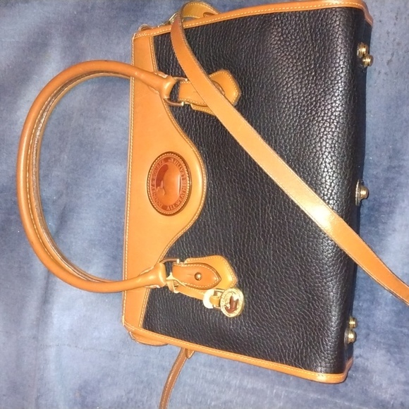 Brand new Dooney & Bourke bag - Picture 2 of 14